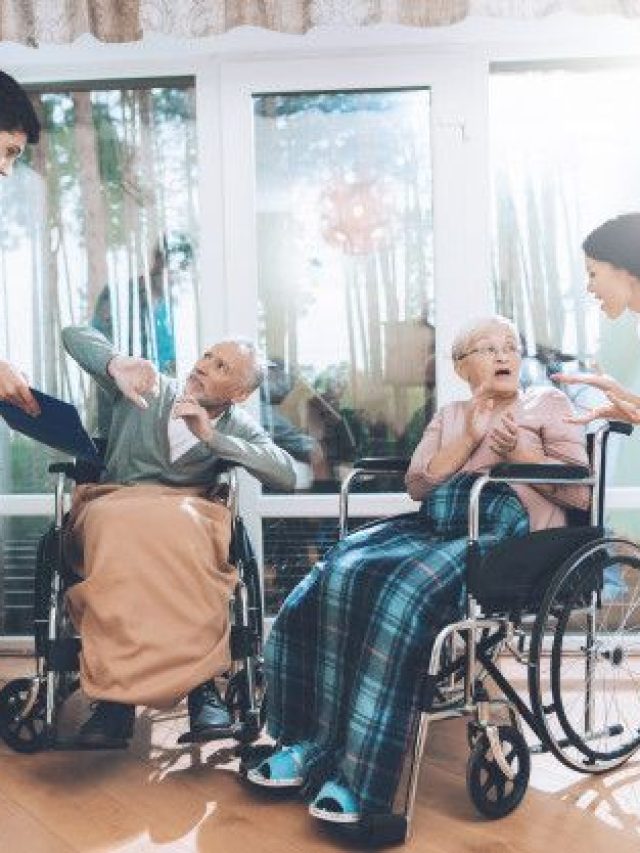 Premium Photo _ Medical workers argue with an elderly couple in nursing home